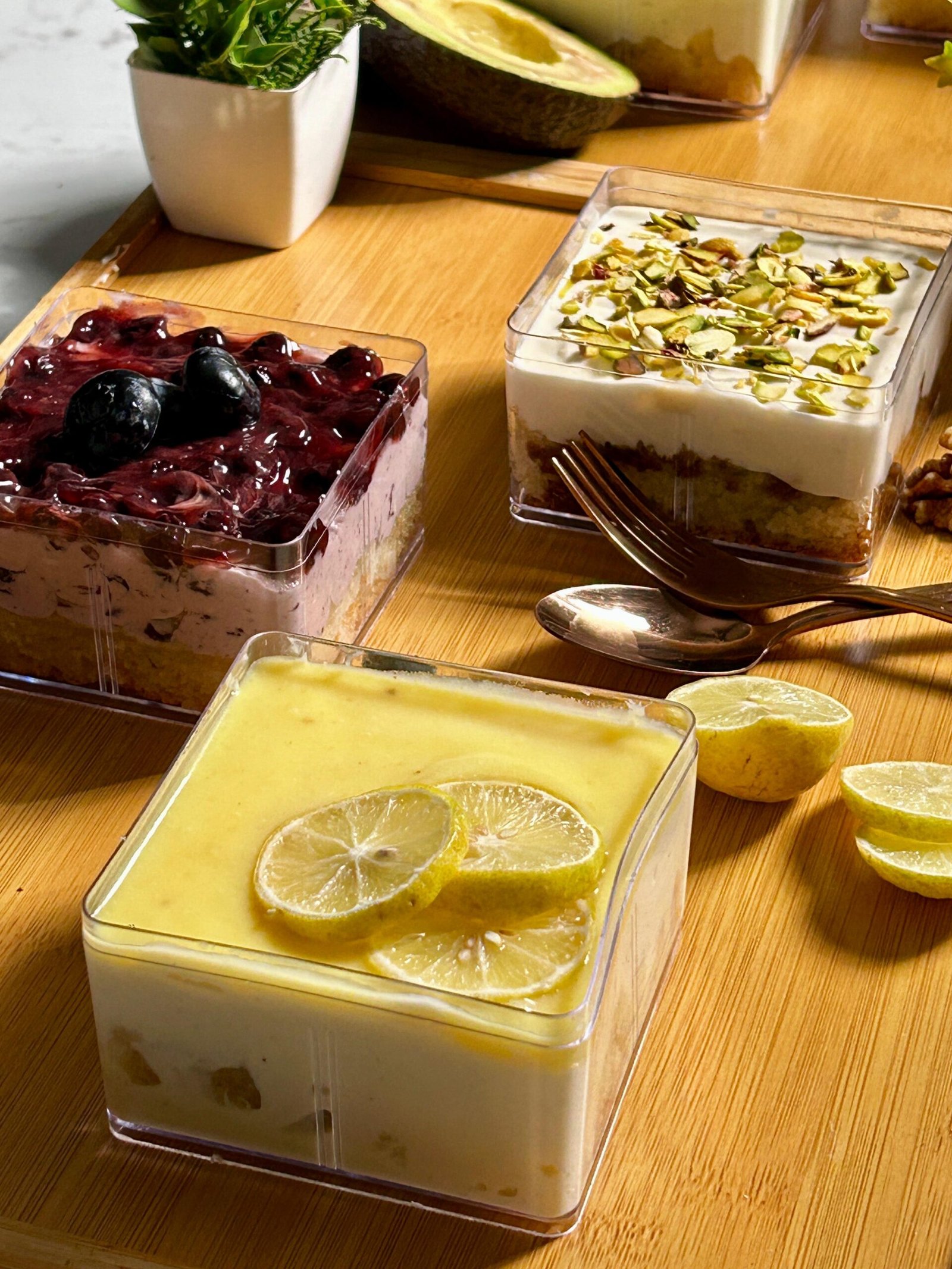 Tiramisu Box Mastery: 7 Flavors & More!