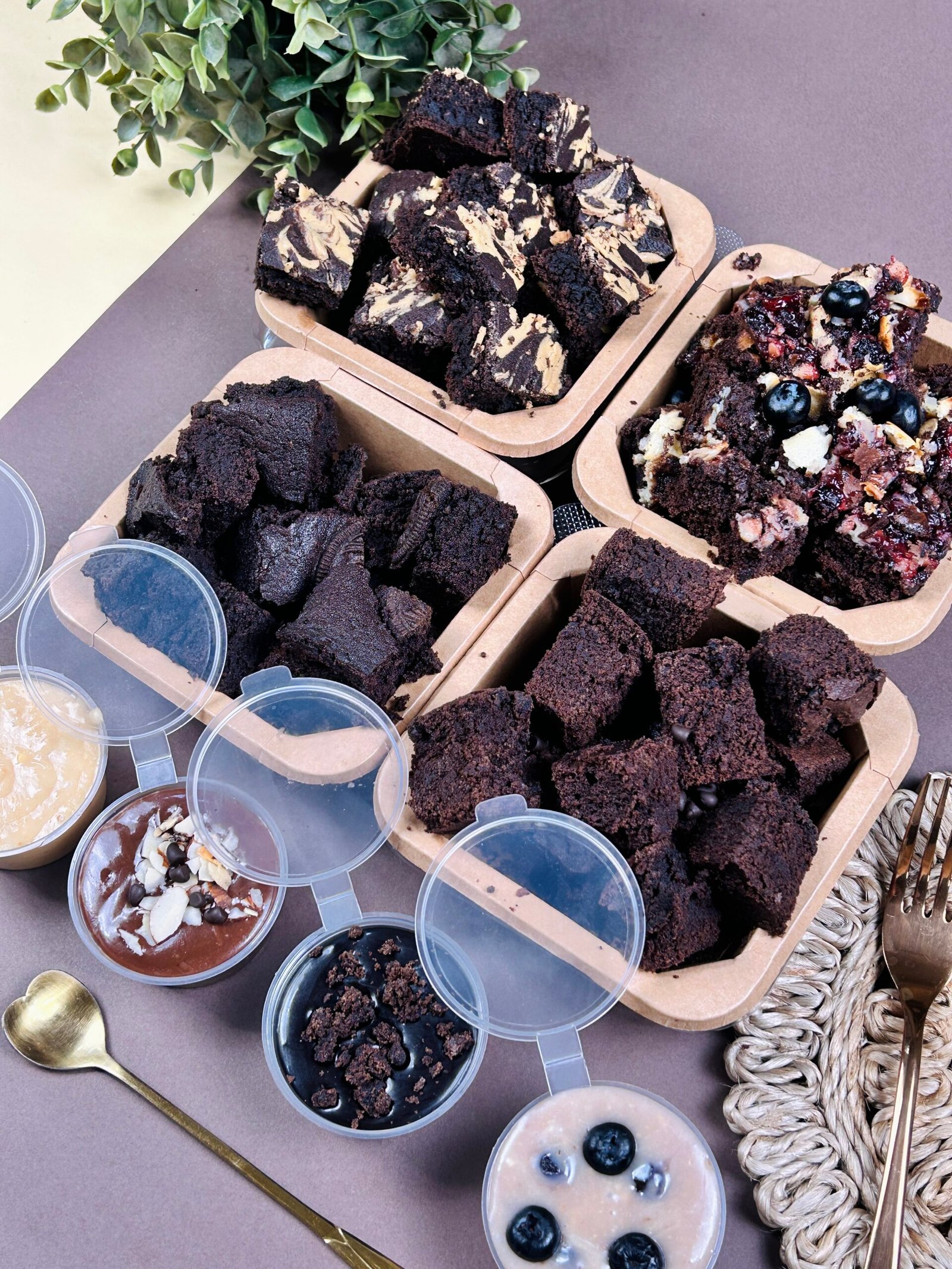 Brownie Bliss: Cubes Paired with Perfect Dips